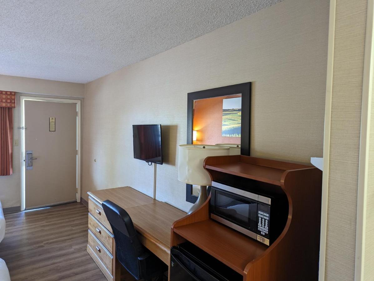 Days Inn By Wyndham Columbus Fairgrounds Kültér fotó